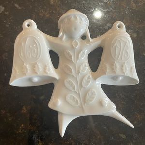 Vintage Haviland Limoges White Porcelain Christmas Ornament, Dancing Bells, 1973